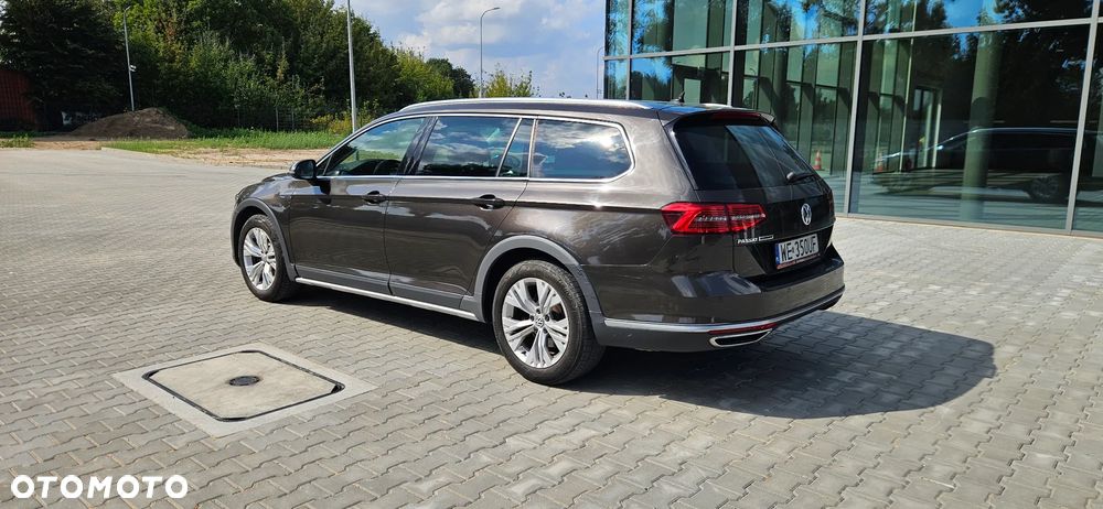 Volkswagen Passat - 3