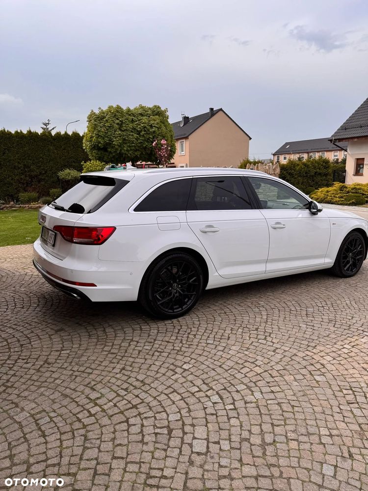 Audi A4 Avant 2.0 TDI S tronic - 11