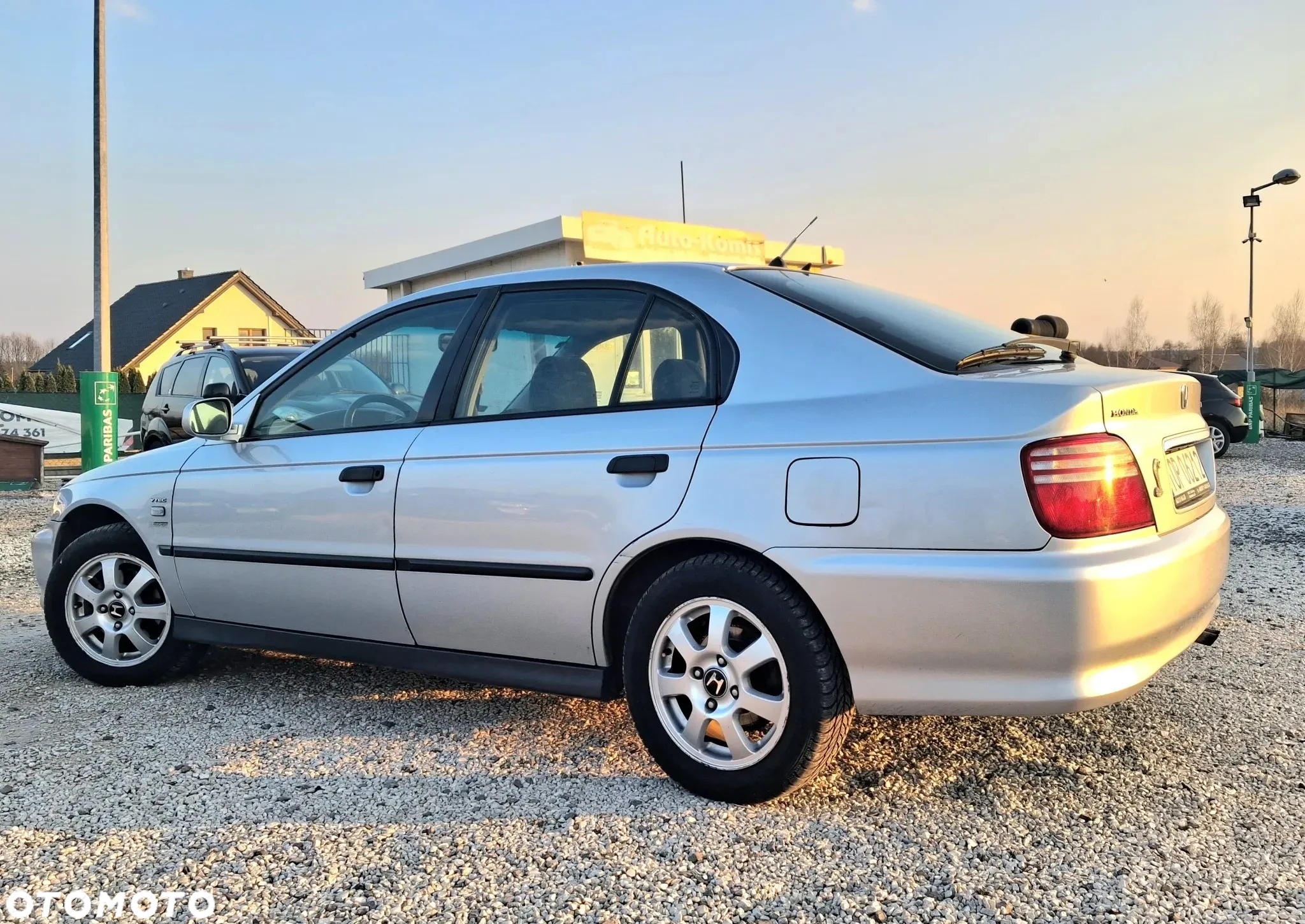 Honda Accord 1.8i LS - 4