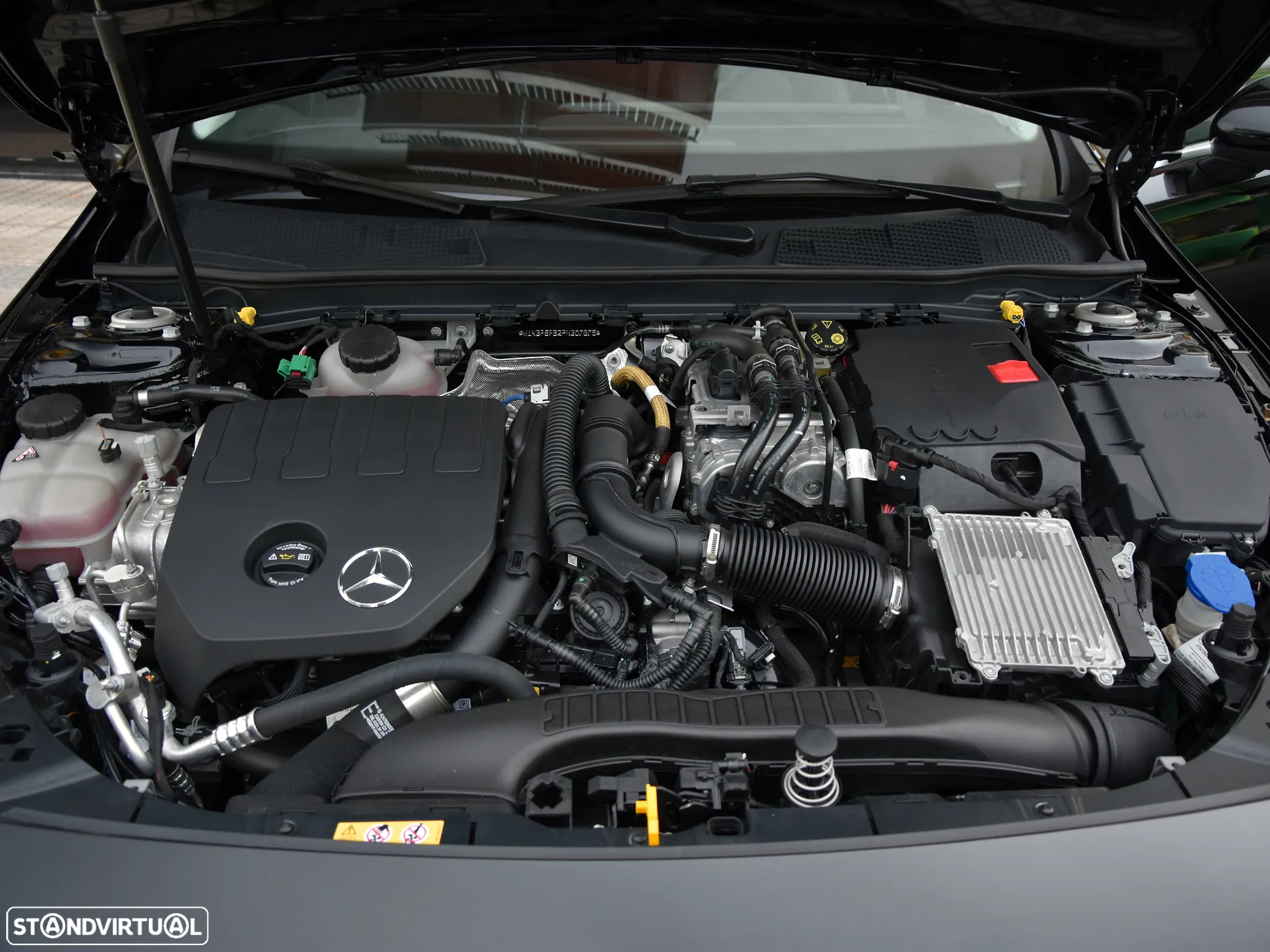 Mercedes-Benz A 250 e Style Plus - 10