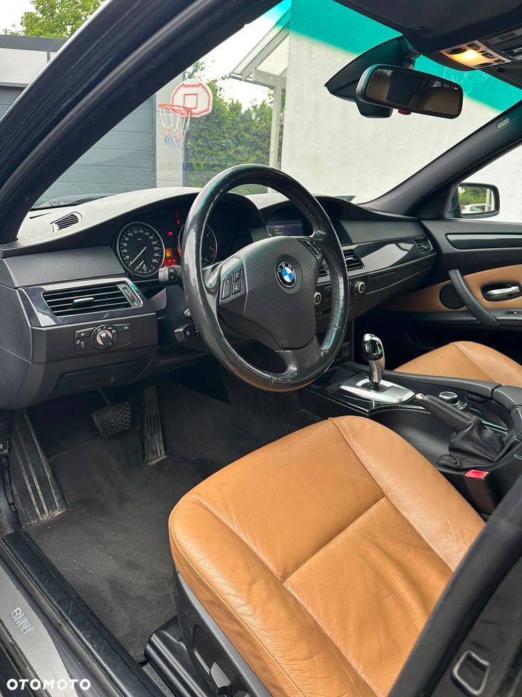 BMW Seria 5 520d - 7
