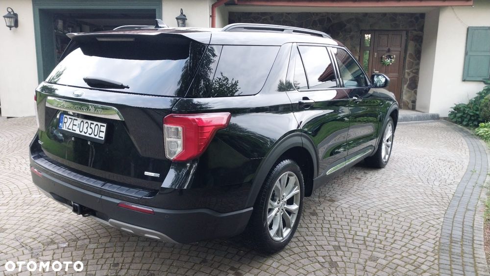 Ford Explorer - 8