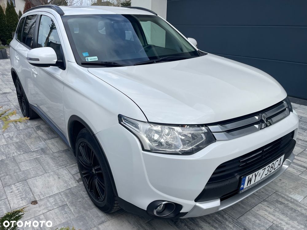 Mitsubishi Outlander - 3