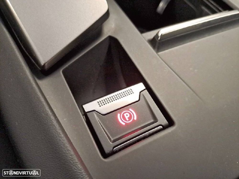 Peugeot 408 1.2 PureTech GT EAT8 - 24