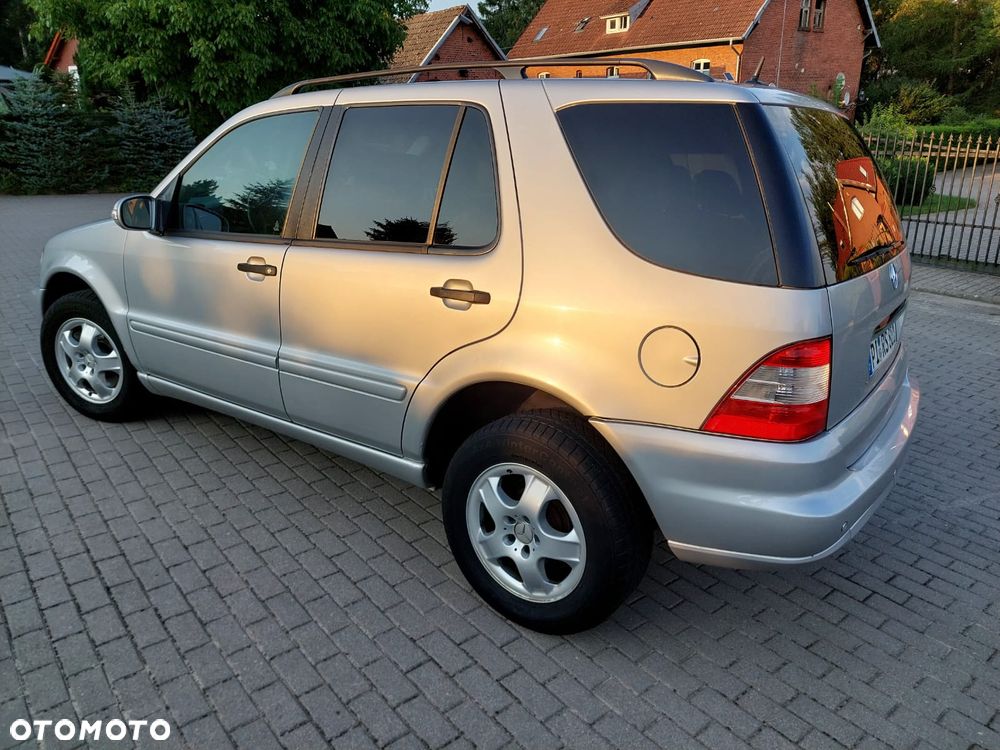 Mercedes-Benz ML - 14