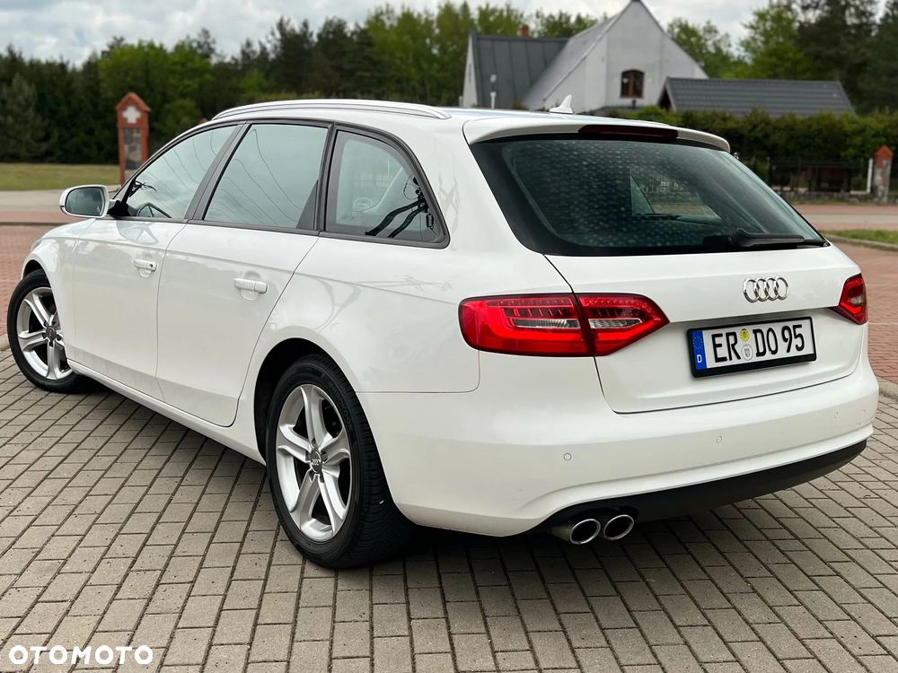 Audi A4 Avant 2.0 TDI DPF multitronic Attraction - 4