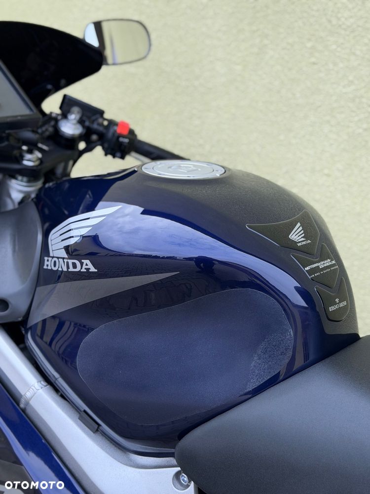 Honda CBR - 36