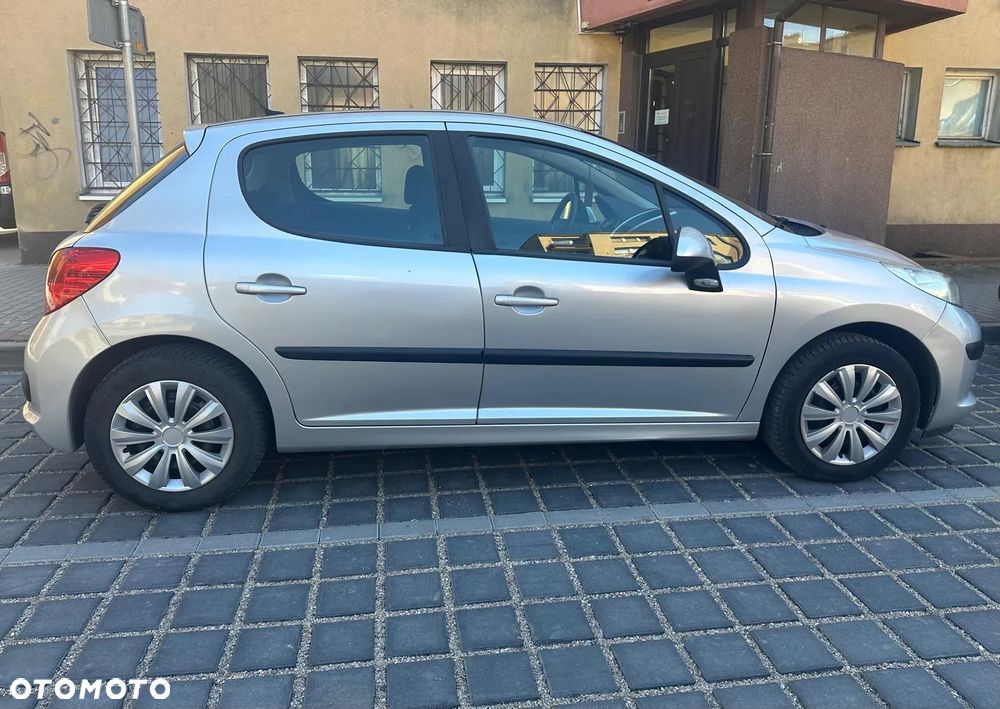 Peugeot 207 1.4 16V Presence - 7