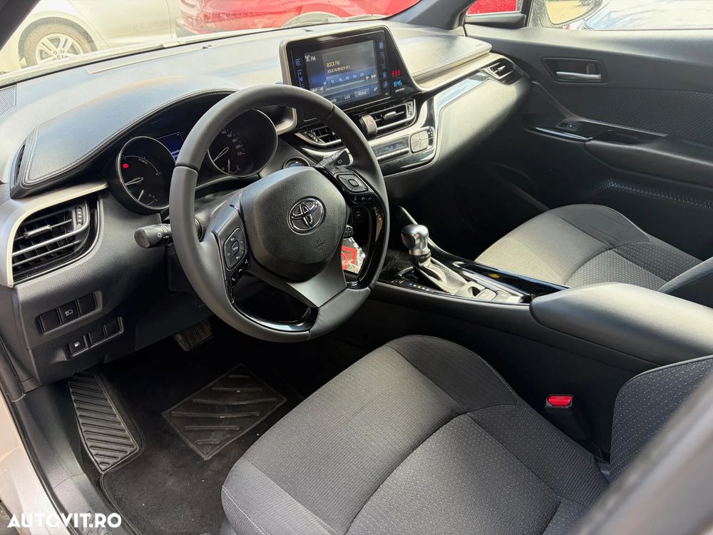 Toyota C-HR - 17