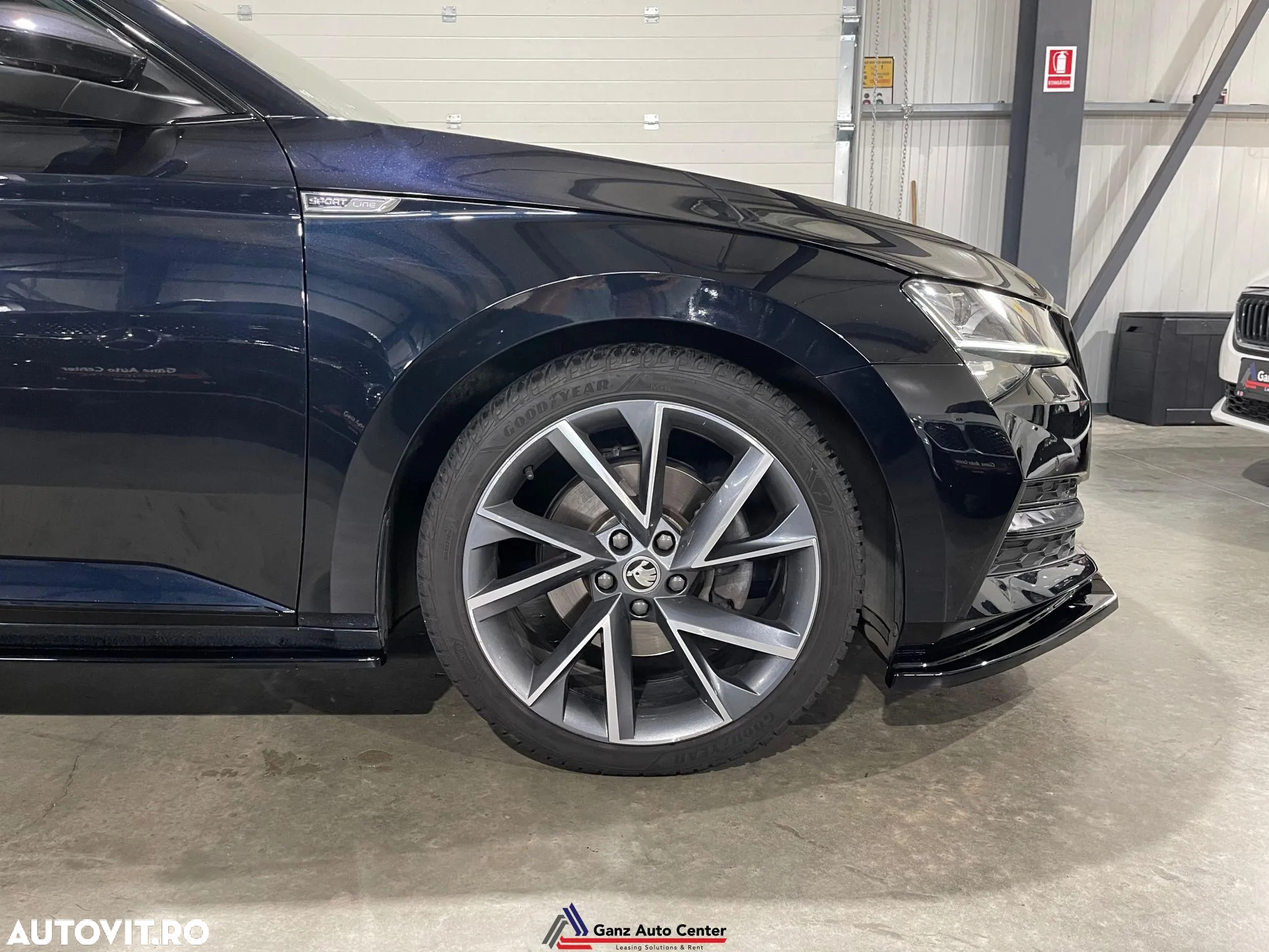 Skoda Superb 2.0 TDI DSG 4X4 Sportline - 36