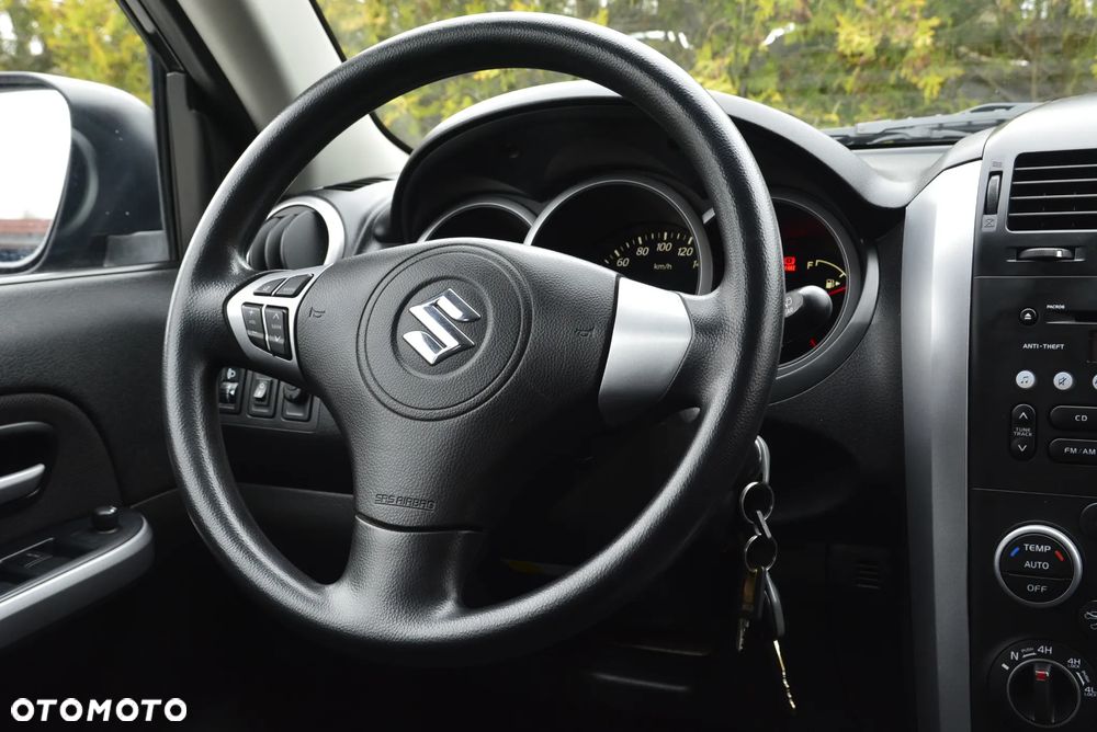 Suzuki Grand Vitara 1.9 DDiS Elegance EU5 - 17