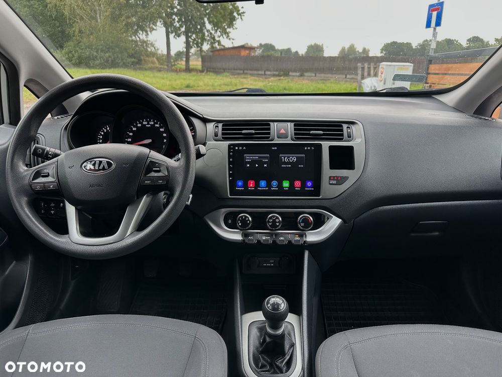 Kia Rio 1.2 M - 14