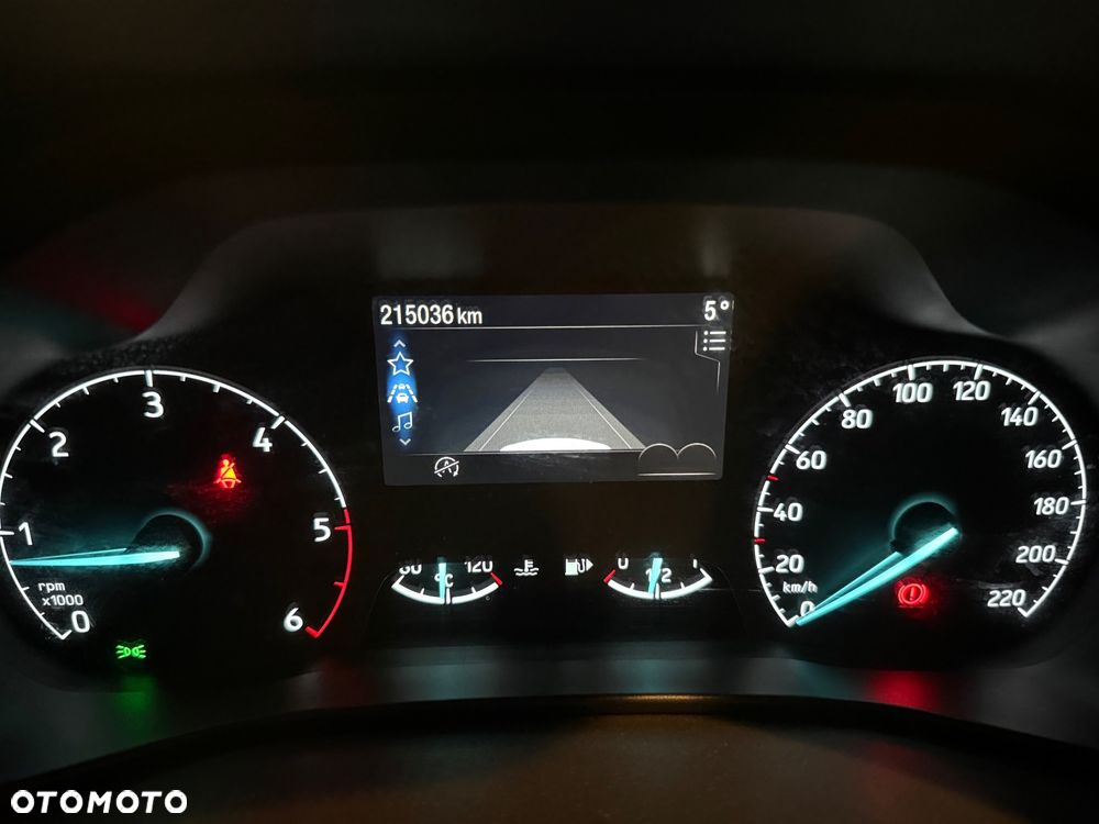Ford Tourneo Connect Grand - 33