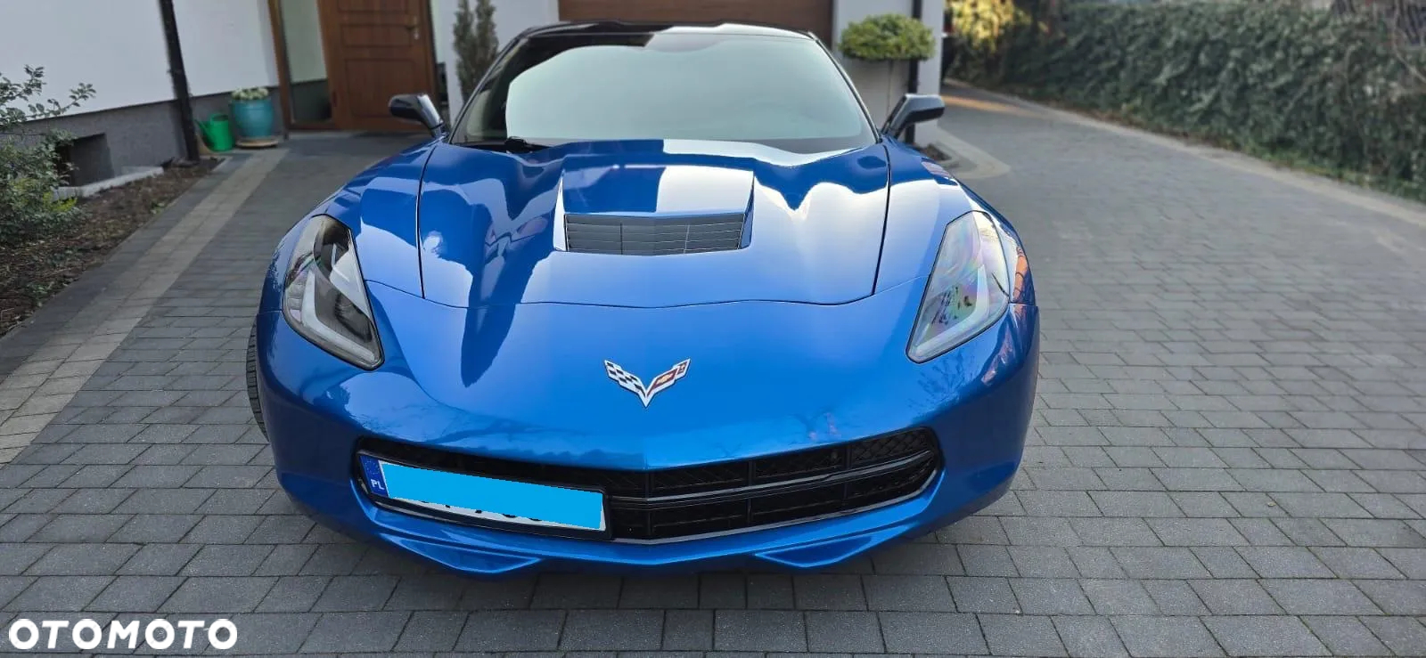 Chevrolet Corvette - 2