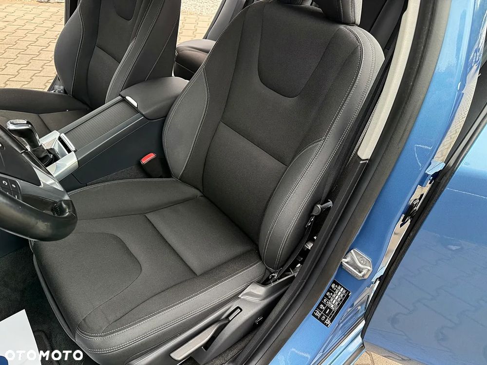 Volvo V60 D4 Drive-E Summum - 30