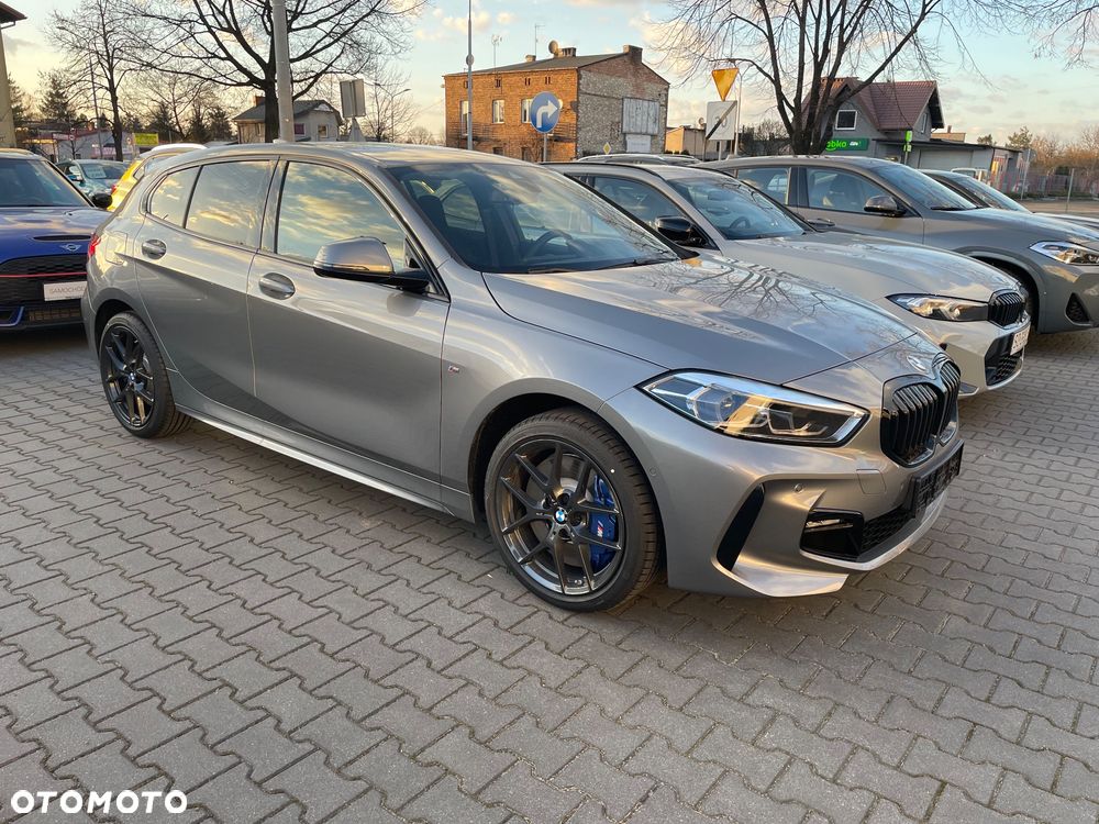 BMW Seria 1 120i M Sport - 2