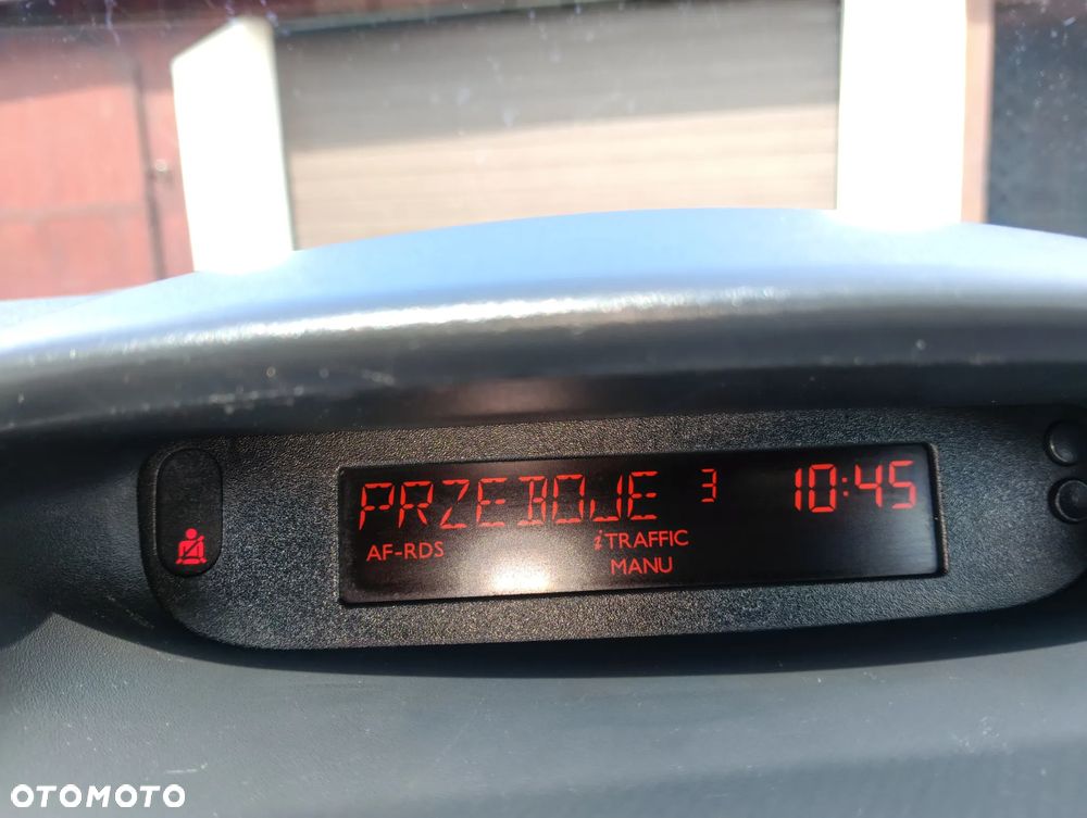 Renault Clio 1.2 16V Expression - 14
