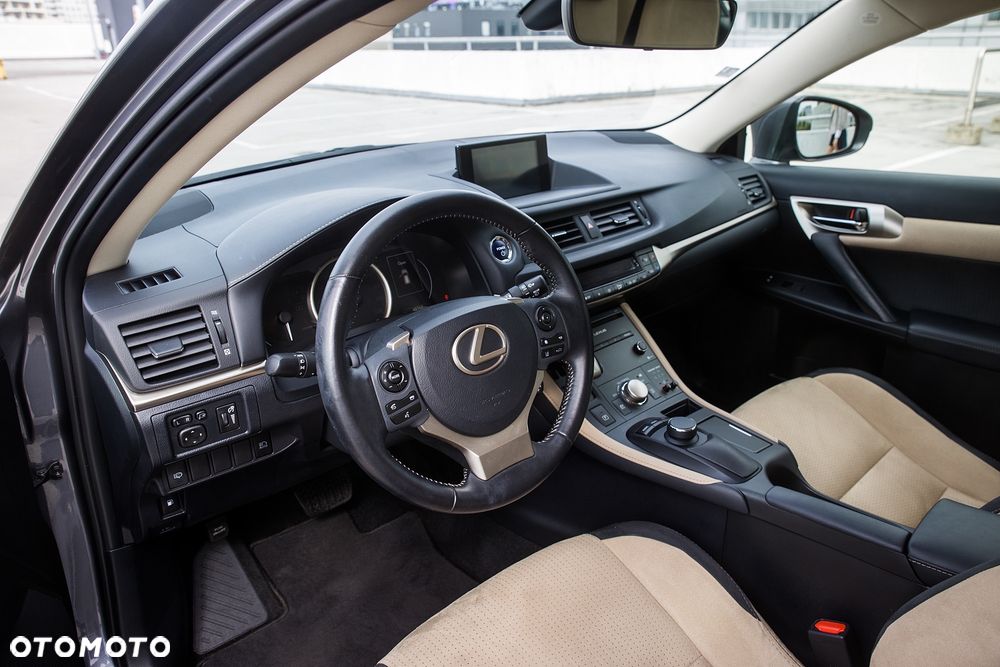 Lexus CT 200h Comfort - 13