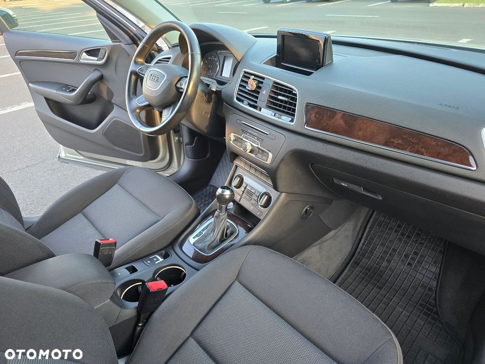 Audi Q3 1.4 TFSI Design S tronic - 6