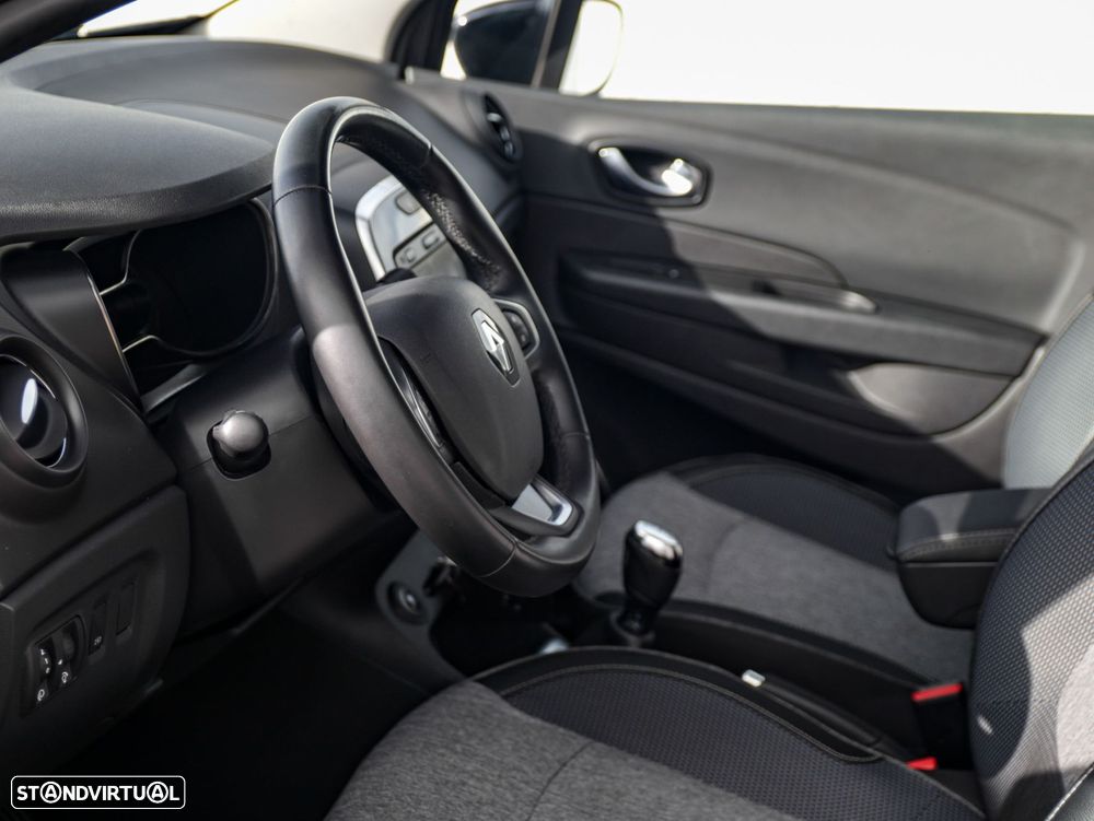 Renault Captur 0.9 TCE Exclusive - 18