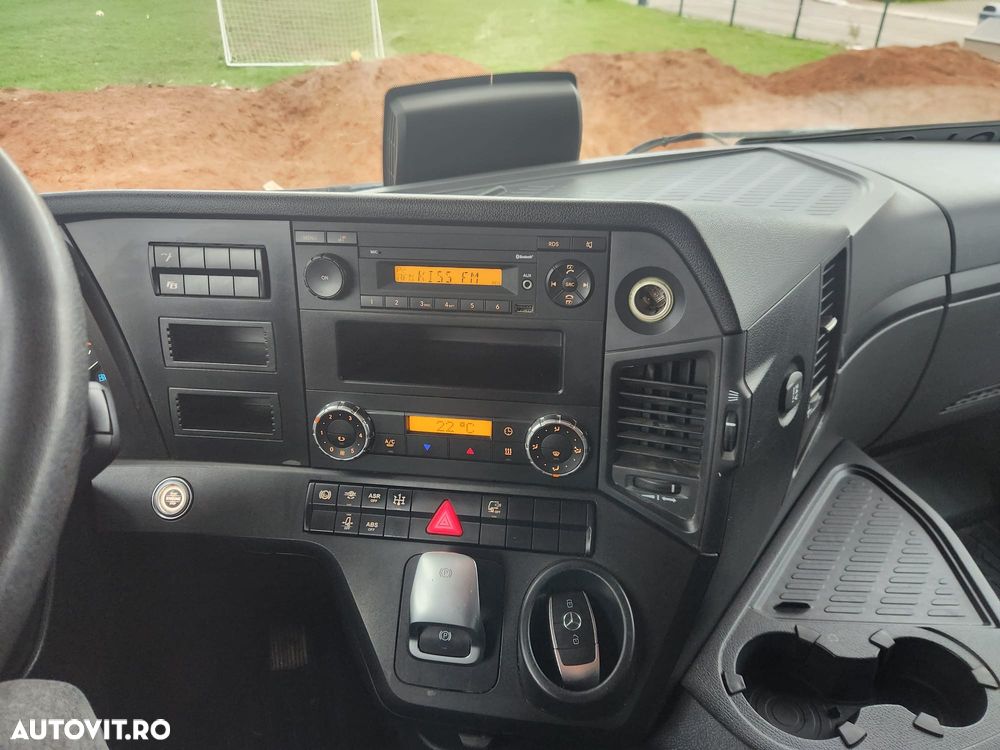 Mercedes-Benz Arocs - 7