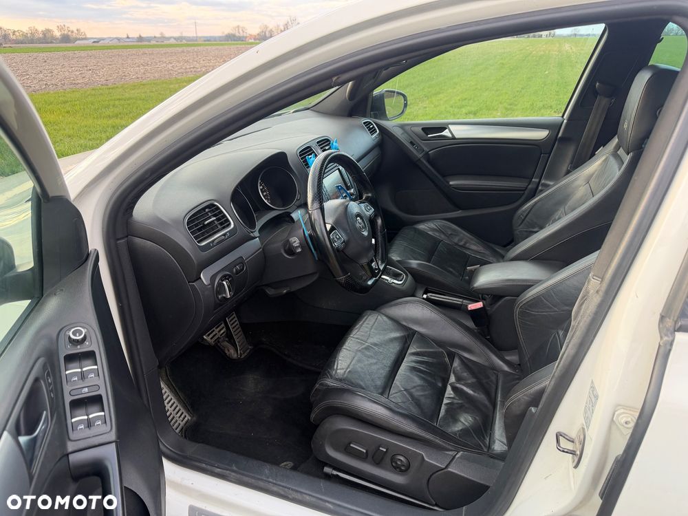 Volkswagen Golf - 10