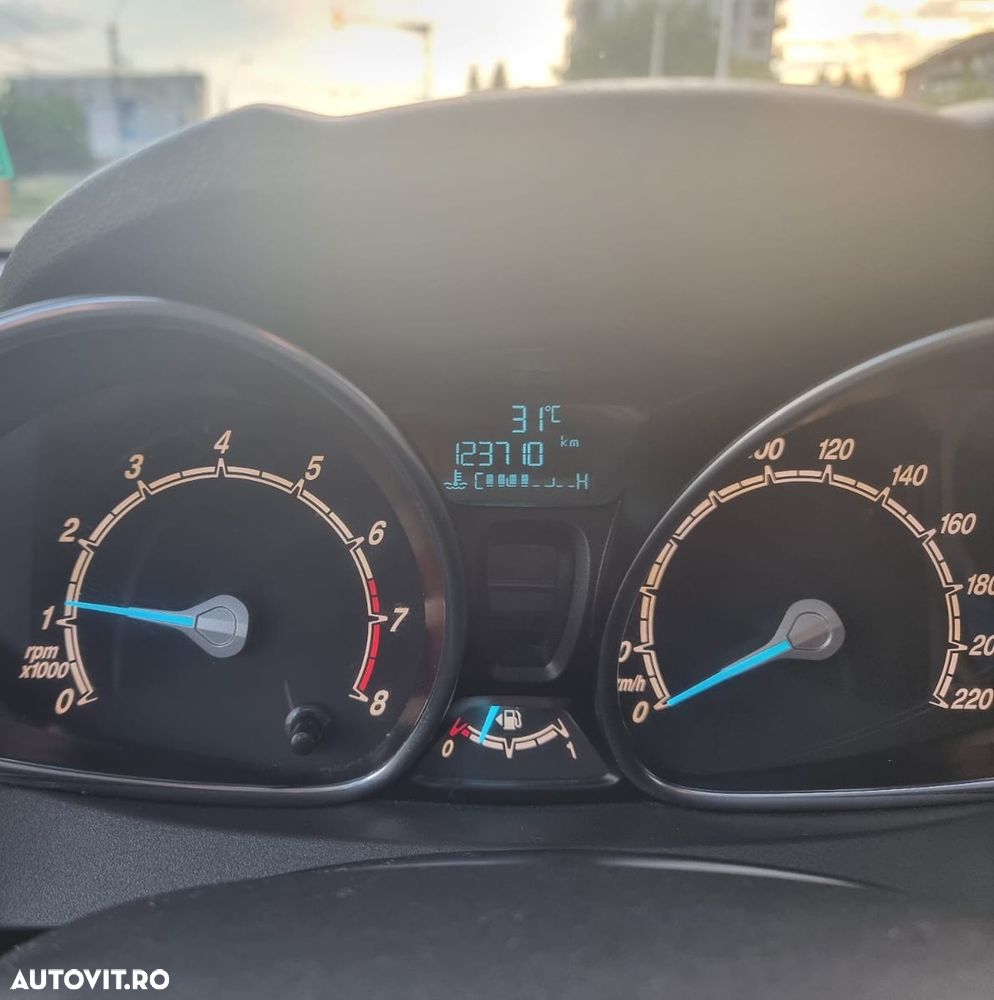 Ford Fiesta - 18