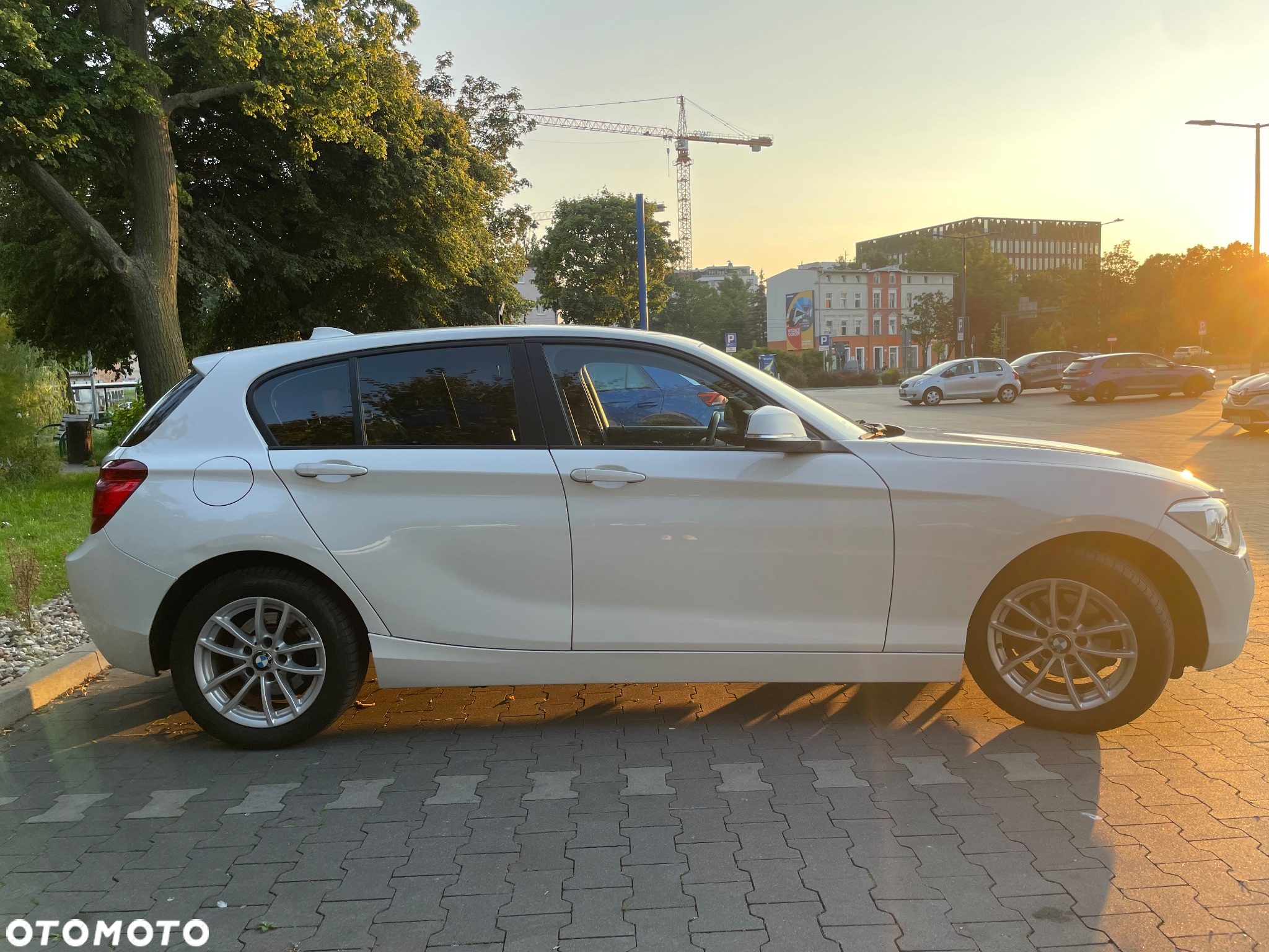 BMW Seria 1 - 23