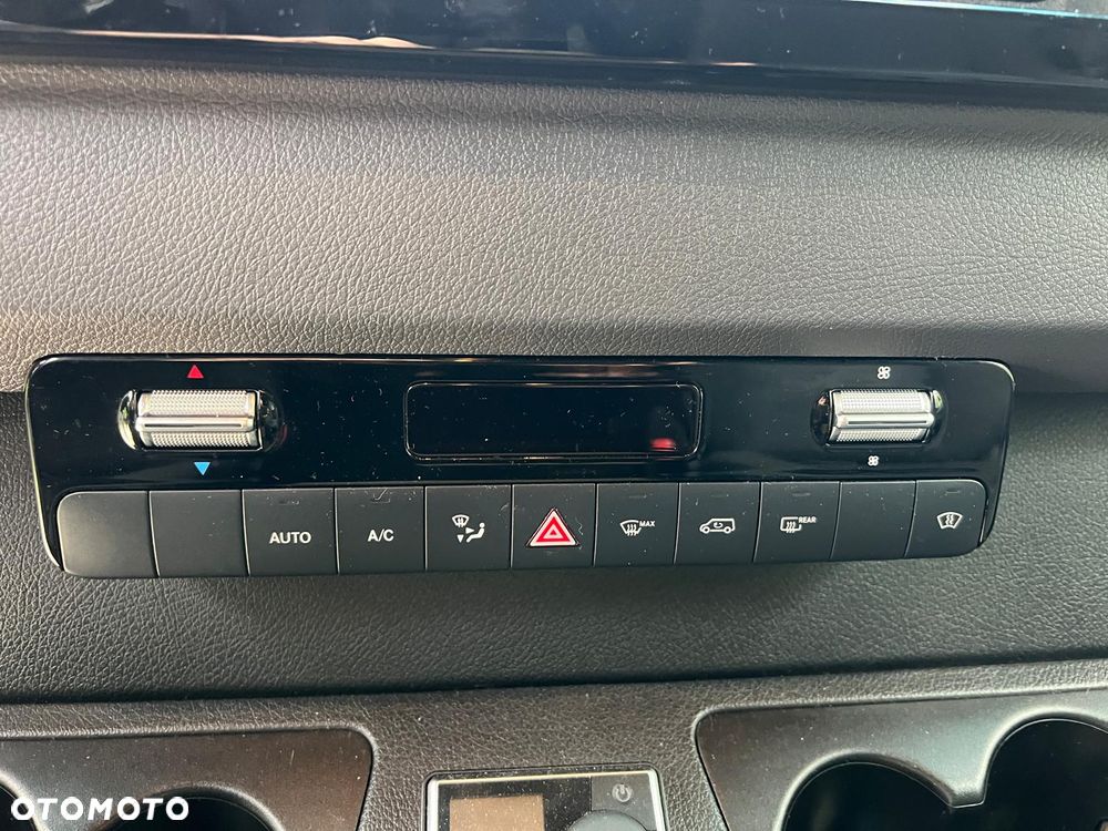 Mercedes-Benz Sprinter 319 V6 - 13