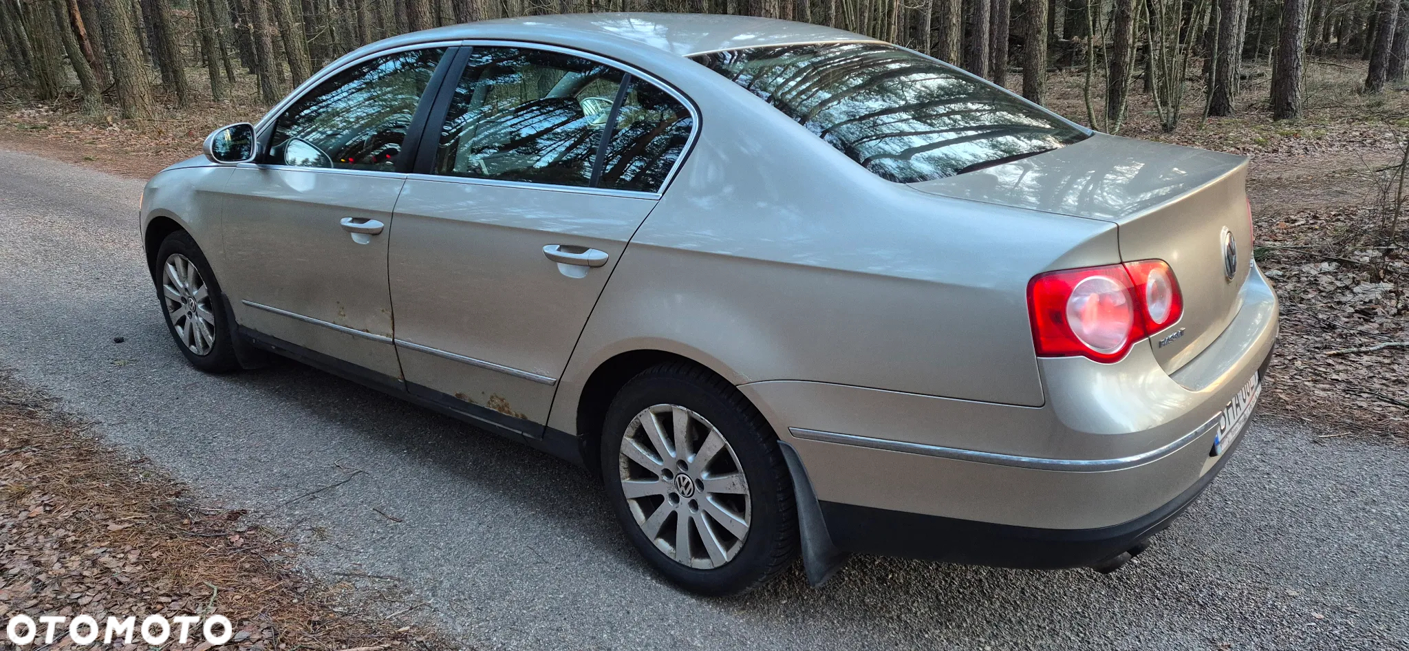 Volkswagen Passat 2.0 TDI Comfortline - 5