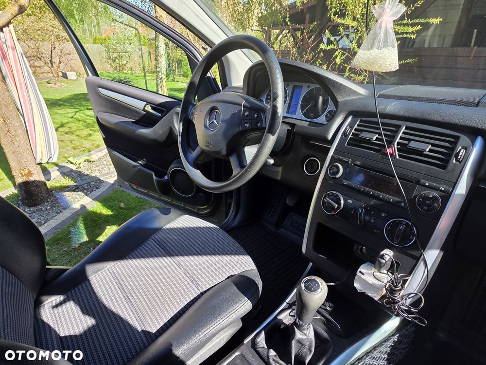 Mercedes-Benz Klasa B 170 - 8