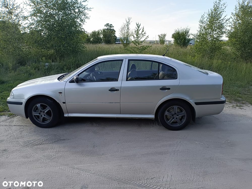 Skoda Octavia - 2