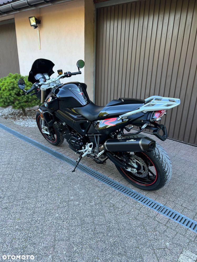 BMW F - 25