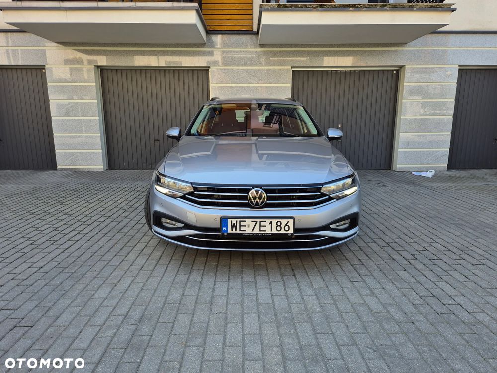 Volkswagen Passat 2.0 TDI SCR Comfortline - 3