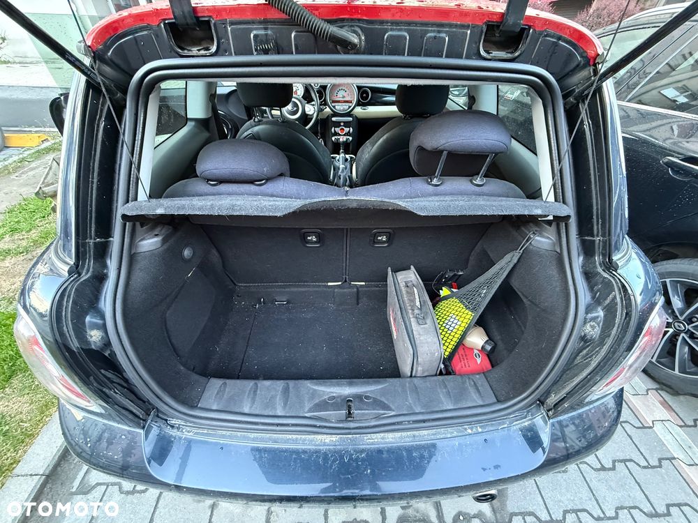 MINI Cooper Standard - 4