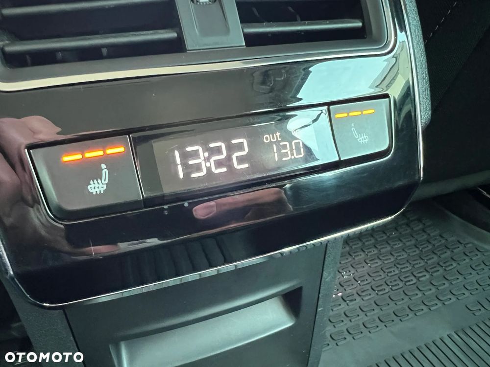 Skoda Superb 2.0 TDI Style DSG - 28