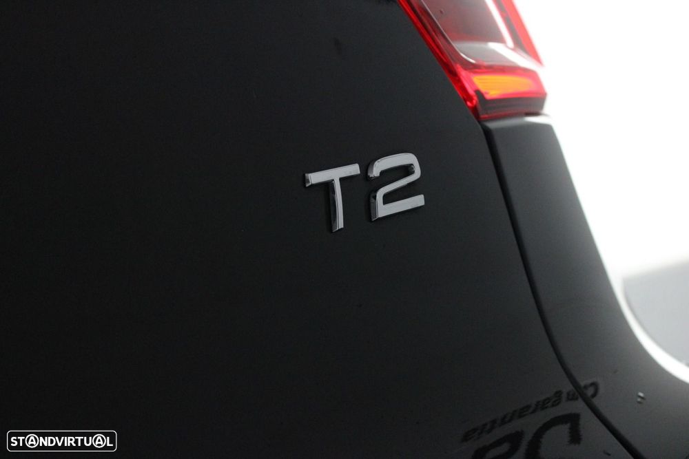 Volvo XC 40 1.5 T2 Momentum - 44