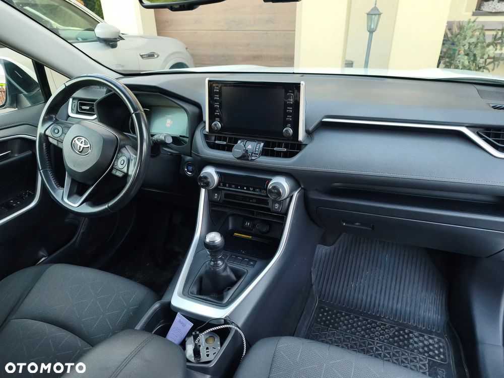 Toyota RAV4 2.0 Comfort 4x2 - 19