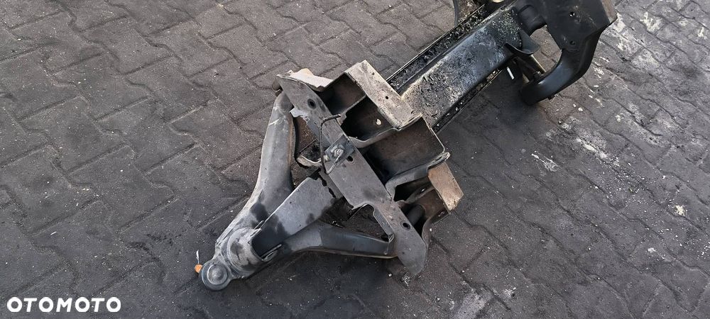 SANKI PRZEDNIE IVECO DAILY 35S18 - 5