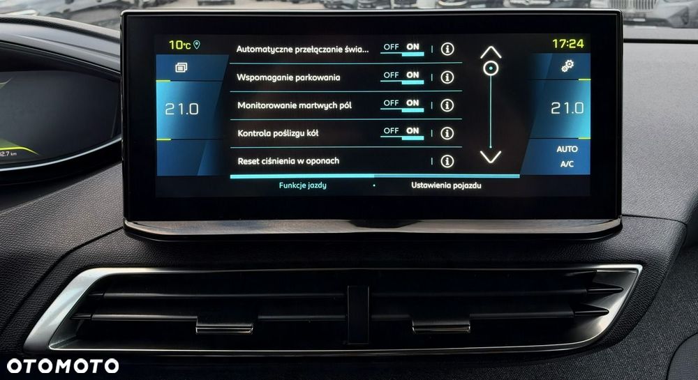 Peugeot 3008 1.6 PureTech Hybrid4 PHEV Allure S&S EAT8 - 31