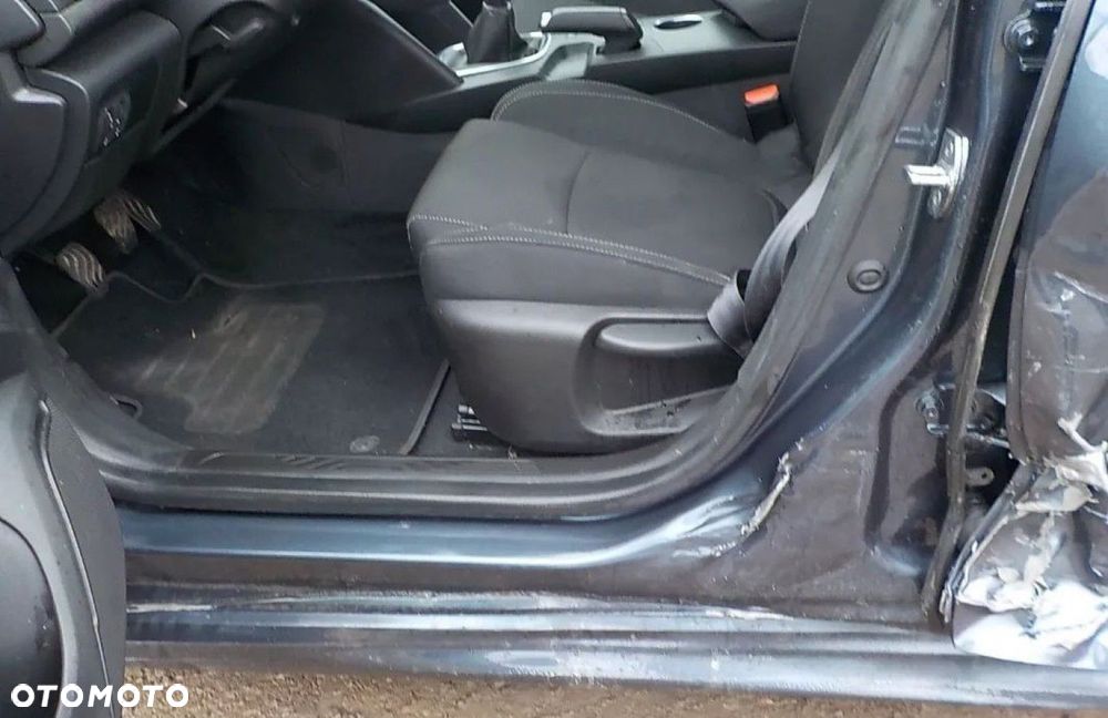 Renault Megane 1.5 Blue dCi Techno - 16