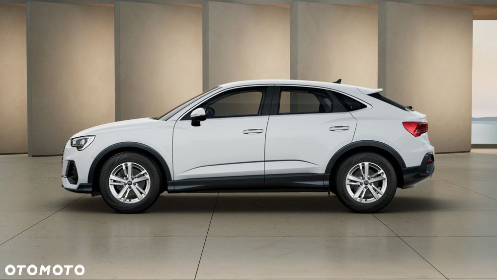 Audi Q3 Sportback - 4