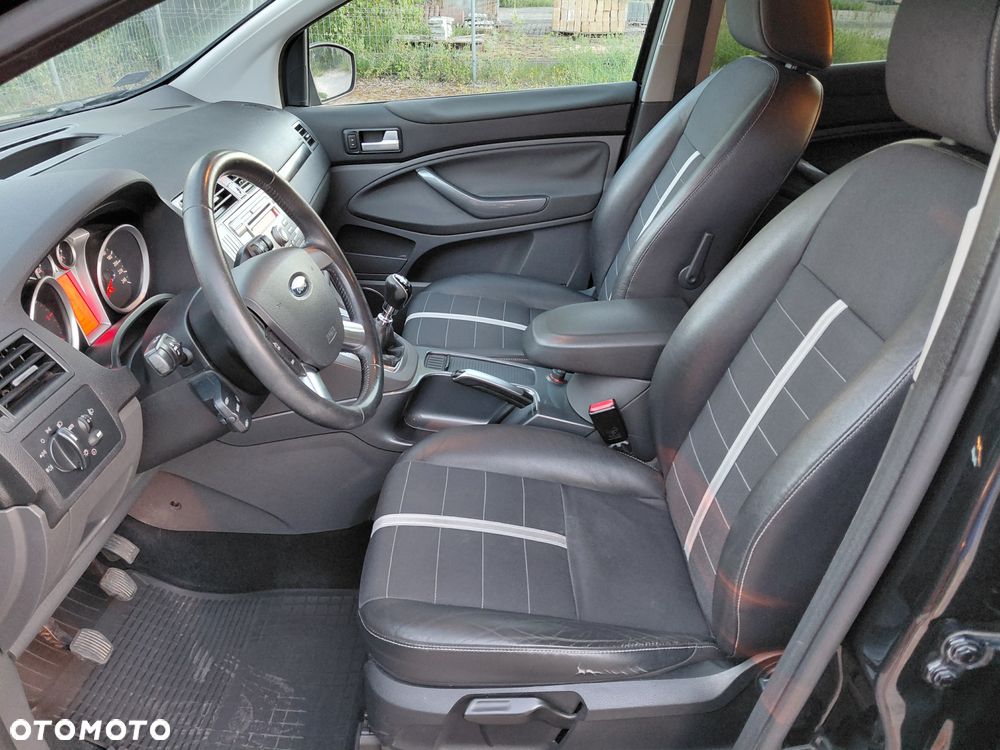 Ford Kuga 2.0 TDCi 2x4 Trend - 15