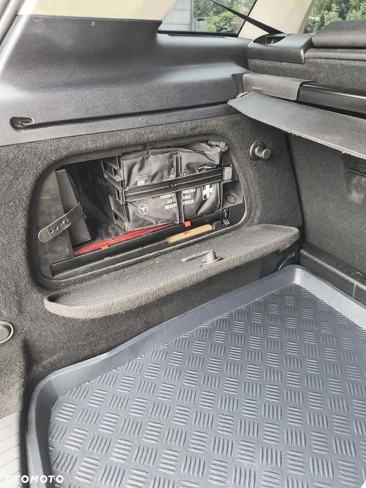 Mercedes-Benz Klasa B 180 NGT BlueEffICIENCY - 8