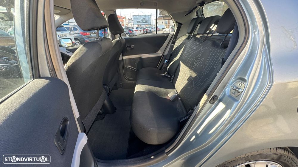 Toyota Yaris 1.0 VVT-i Comfort+AC - 18