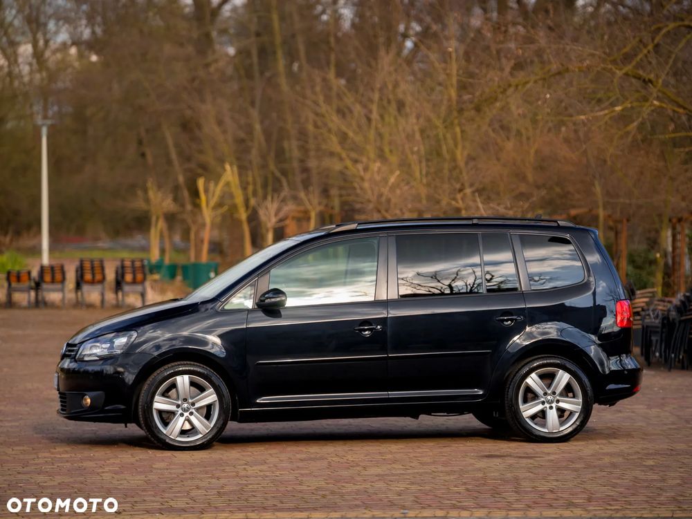 Volkswagen Touran 2.0 TDI DPF BlueMotion Technology DSG Life - 10