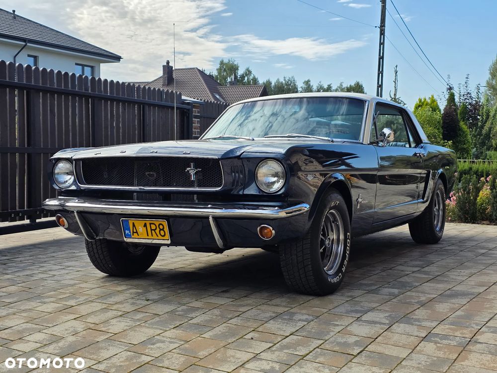Ford Mustang - 5