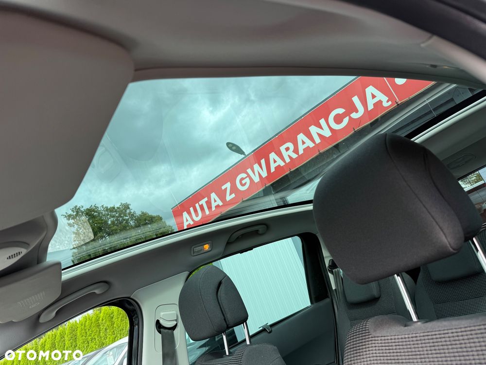 Peugeot 5008 1.6 HDi Premium - 4