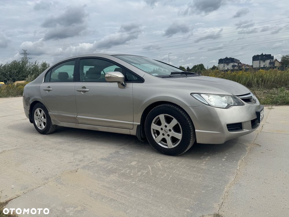 Honda Civic 1.8 Executive - 14