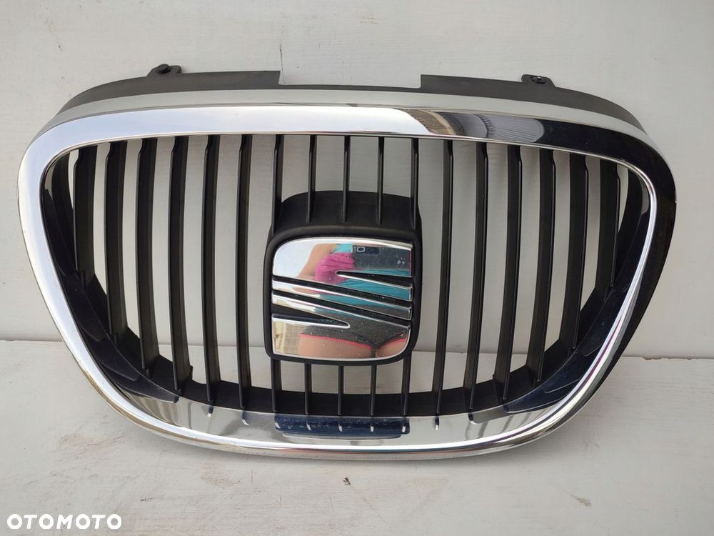 Grill atrapa chłodnicy SEAT LEON II 5P0853654 ORYGINAŁ - 1